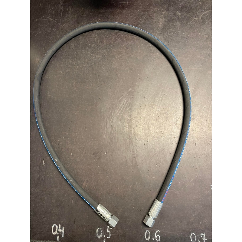 Гидравлический шланг 1/4" 2SN - M16x1,5-M16x1,5 (конус 24°) - 1,3 метра