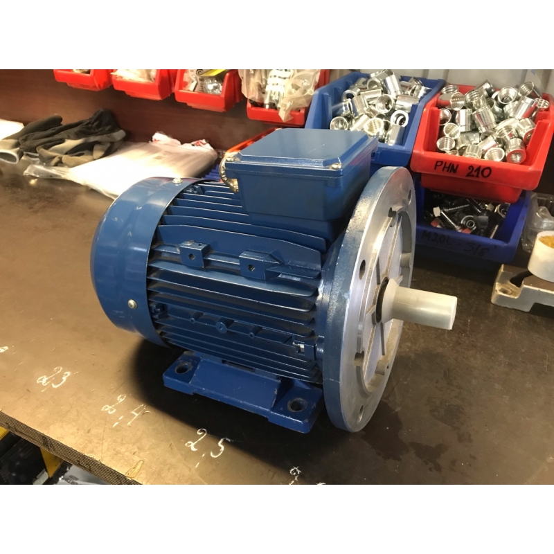 Electric motor with flange 4 KW (5.5HP) 1500 rpm