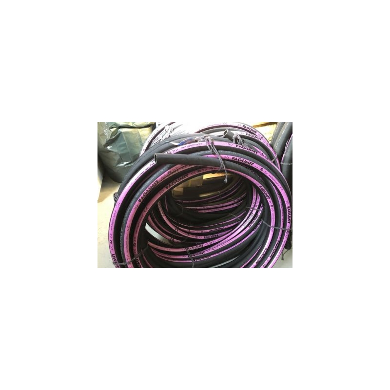 Petrol and oil resistant hose 38mm 20bar