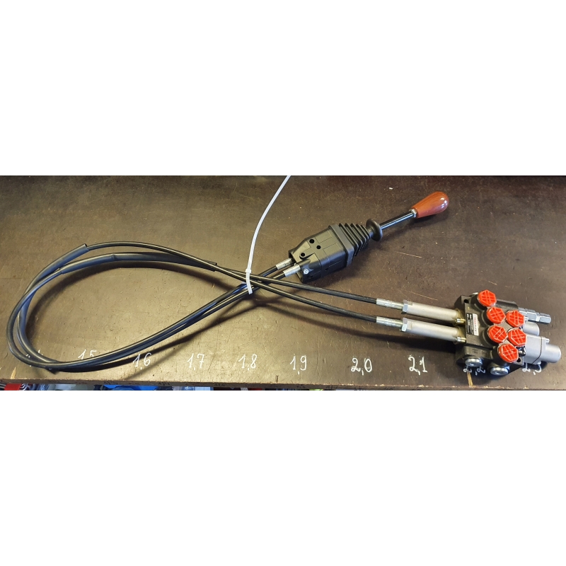 Divider 2 sect. P80 1/2 "inputs, 1-standard, 1-floating CABLE 1500mm + Joystic